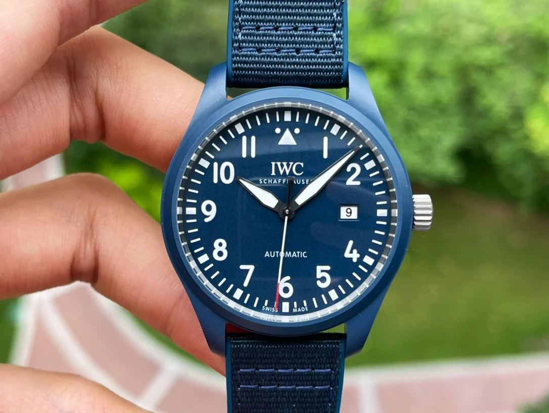 IWC IW328101 — photographed off the sweep