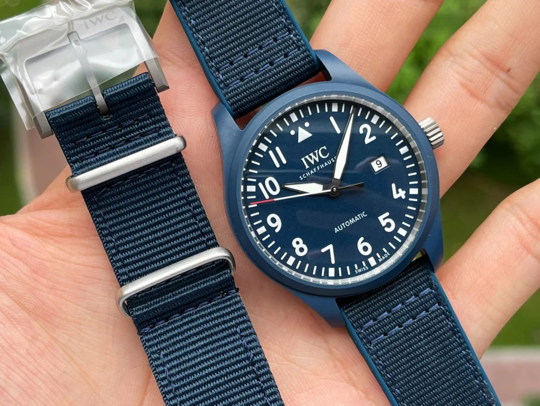 IWC IW328101 — photographed off the sweep