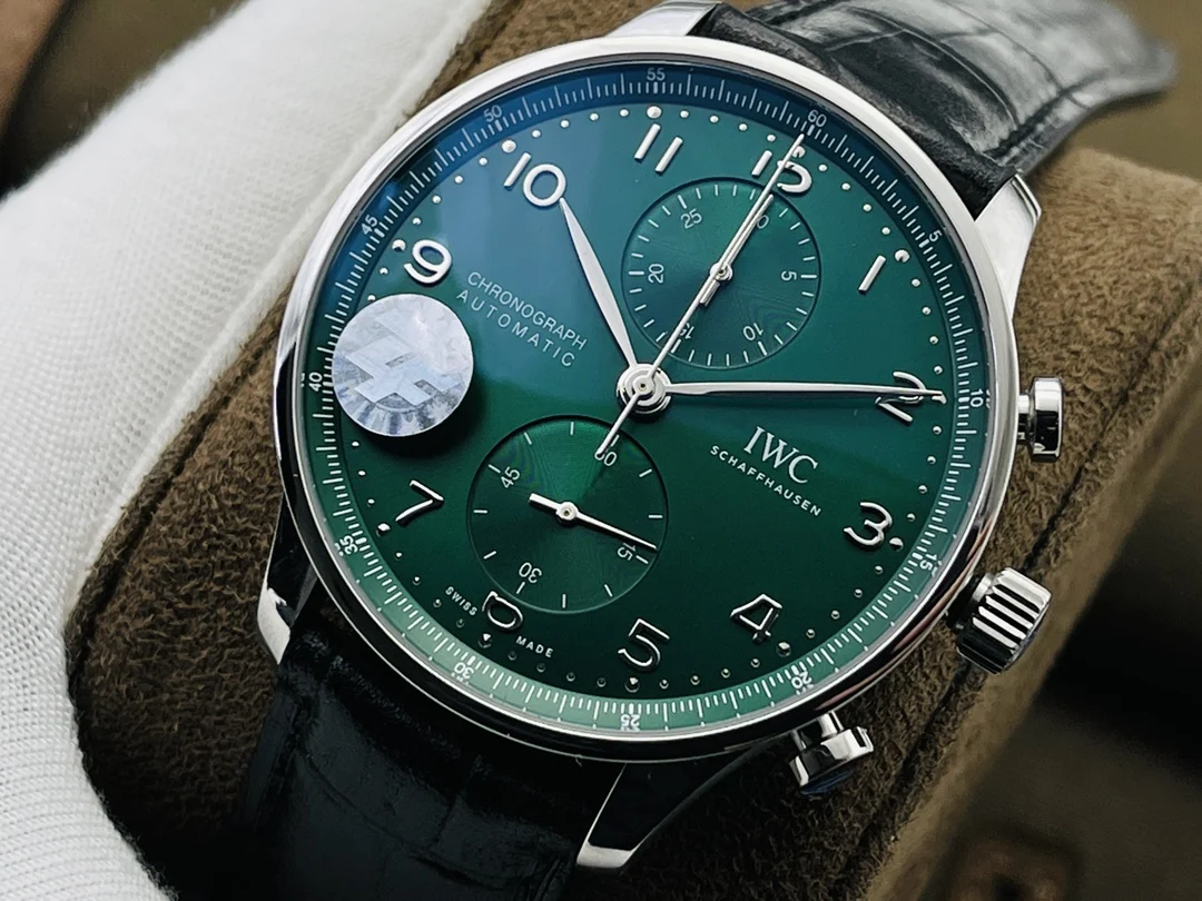 IWC IW371615 — photographed off the sweep