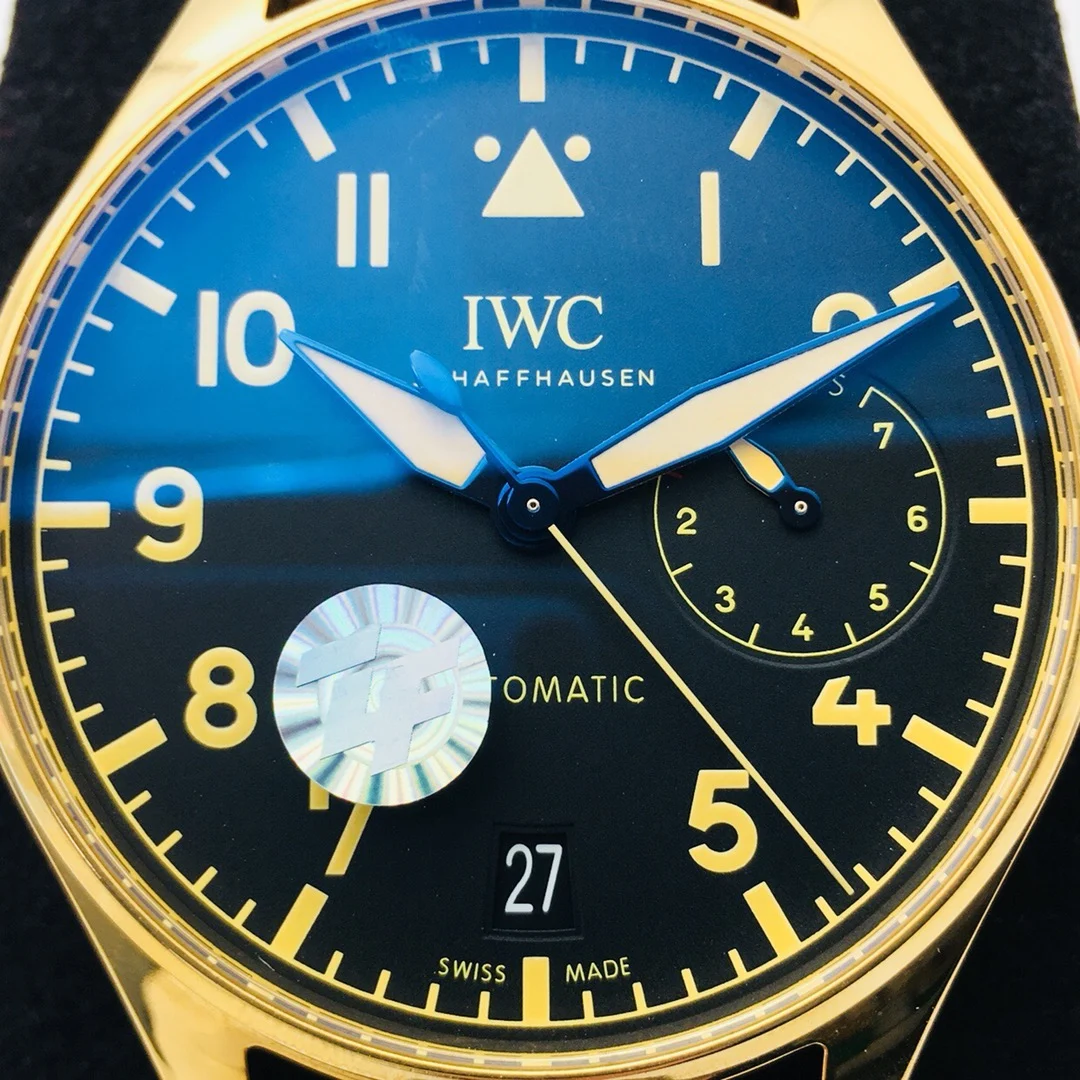 IWC Pilot Bronze IW501005 — photographed off the sweep