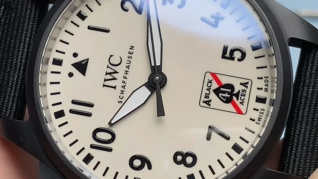 IWC Pilot Ceramic 40mm