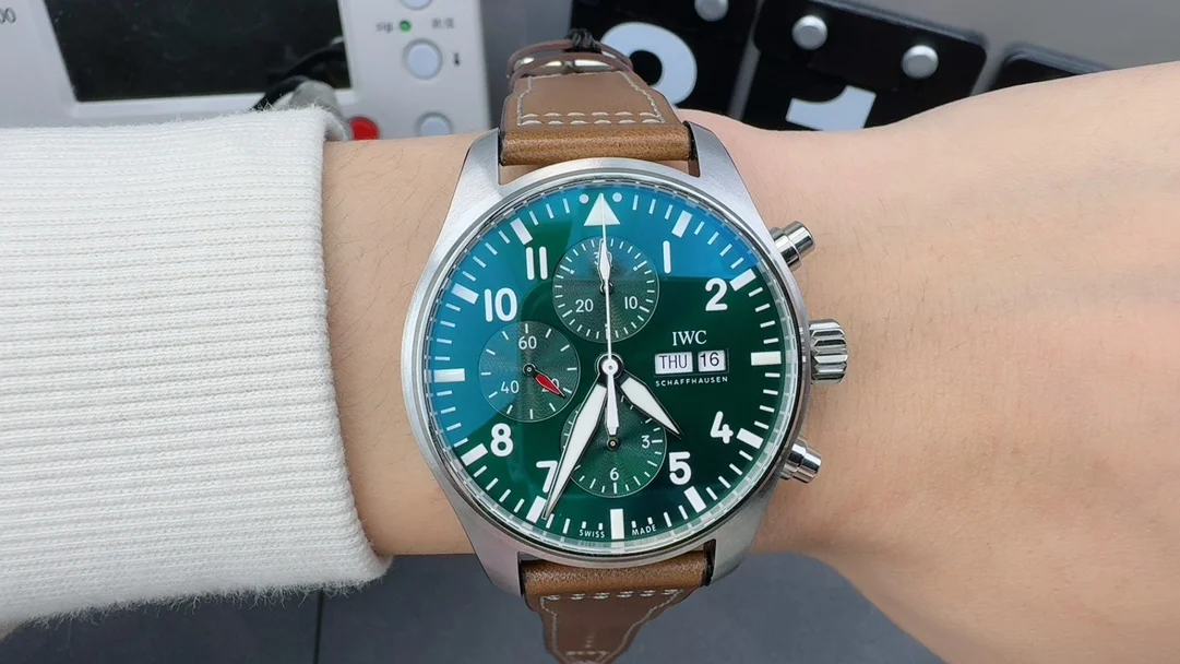 IWC Pilot Green Dial — photographed off the sweep