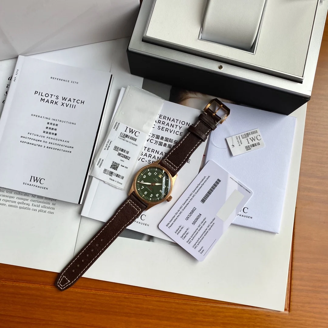 IWC Pilot IW326802