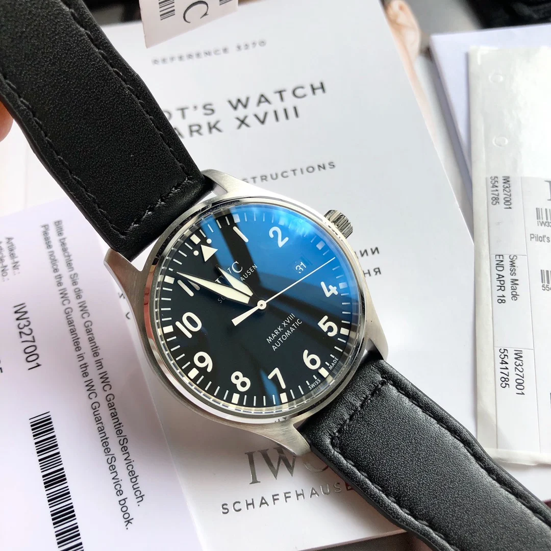 IWC Pilot IW327001 — photographed off the sweep