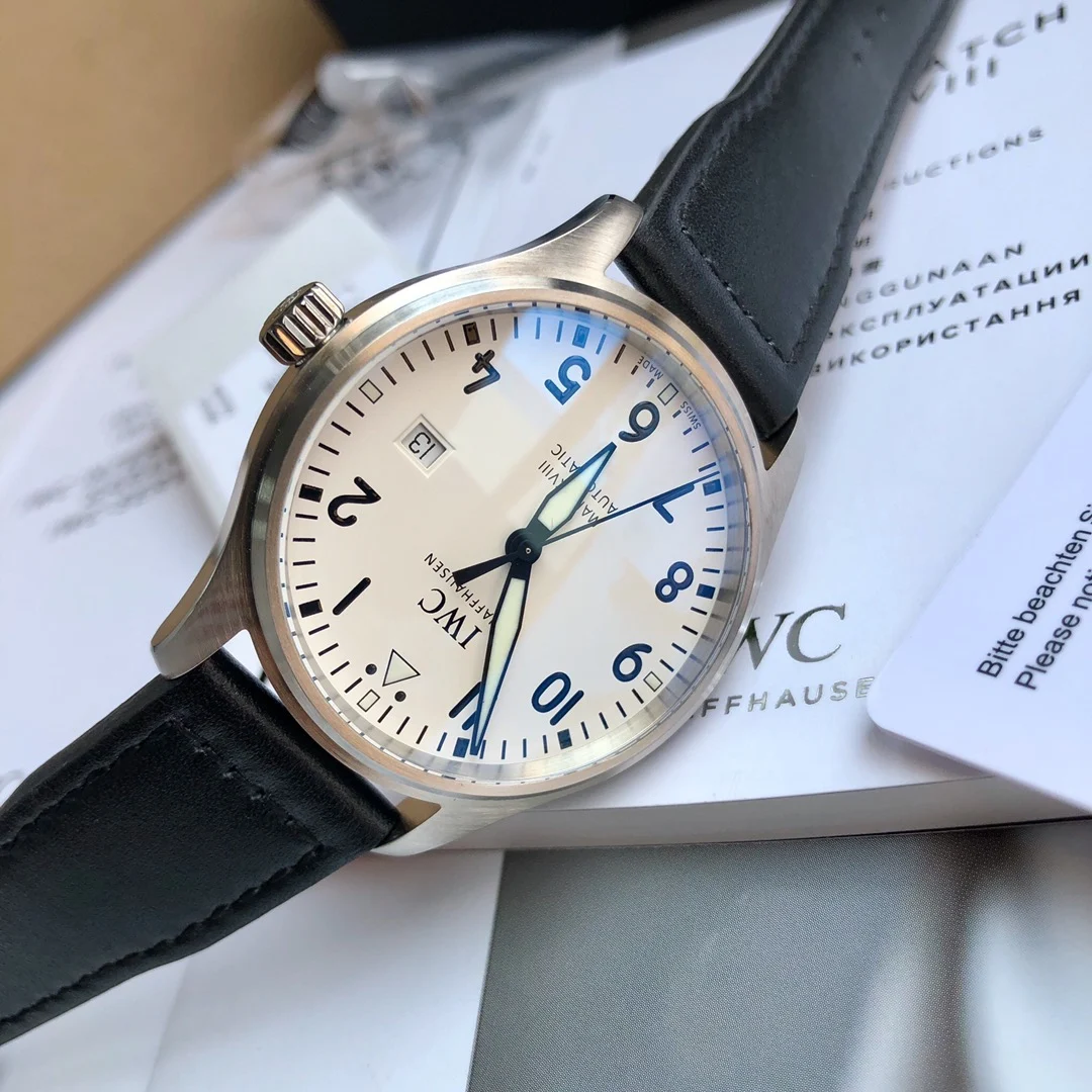 IWC Pilot IW327002 — photographed off the sweep
