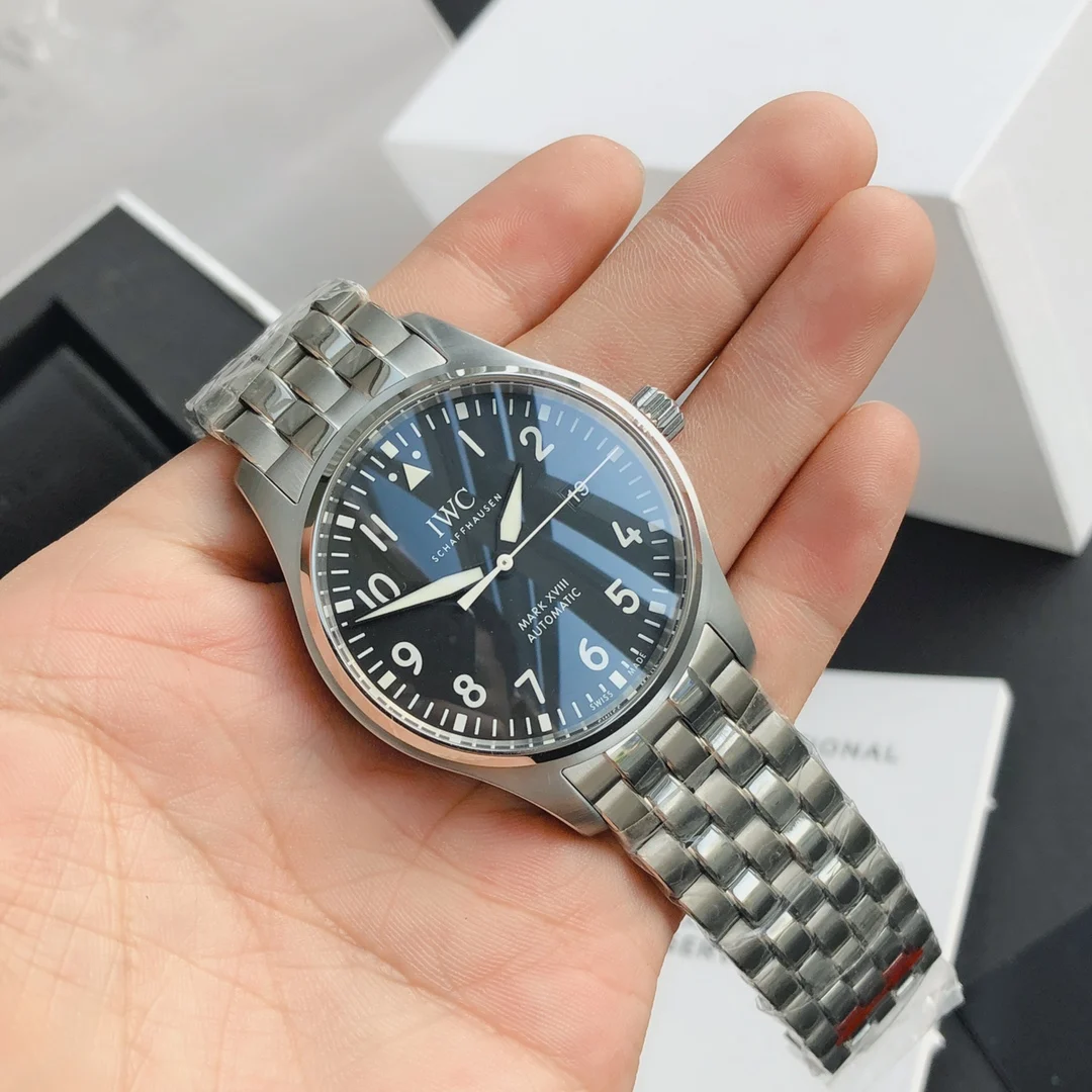 IWC Pilot IW327015 — photographed off the sweep