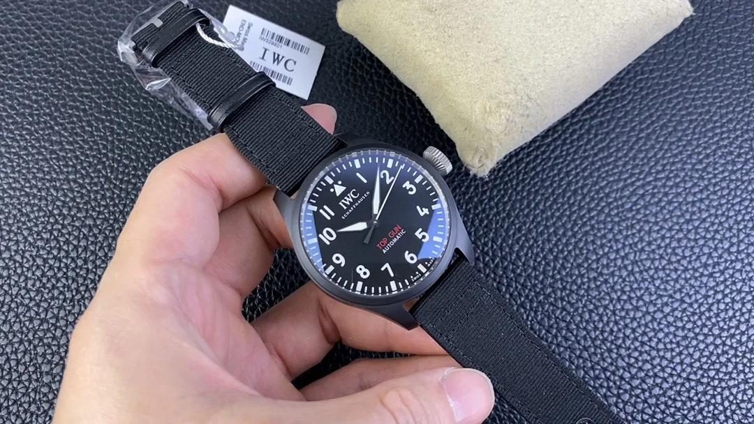 IWC Pilot IW329801