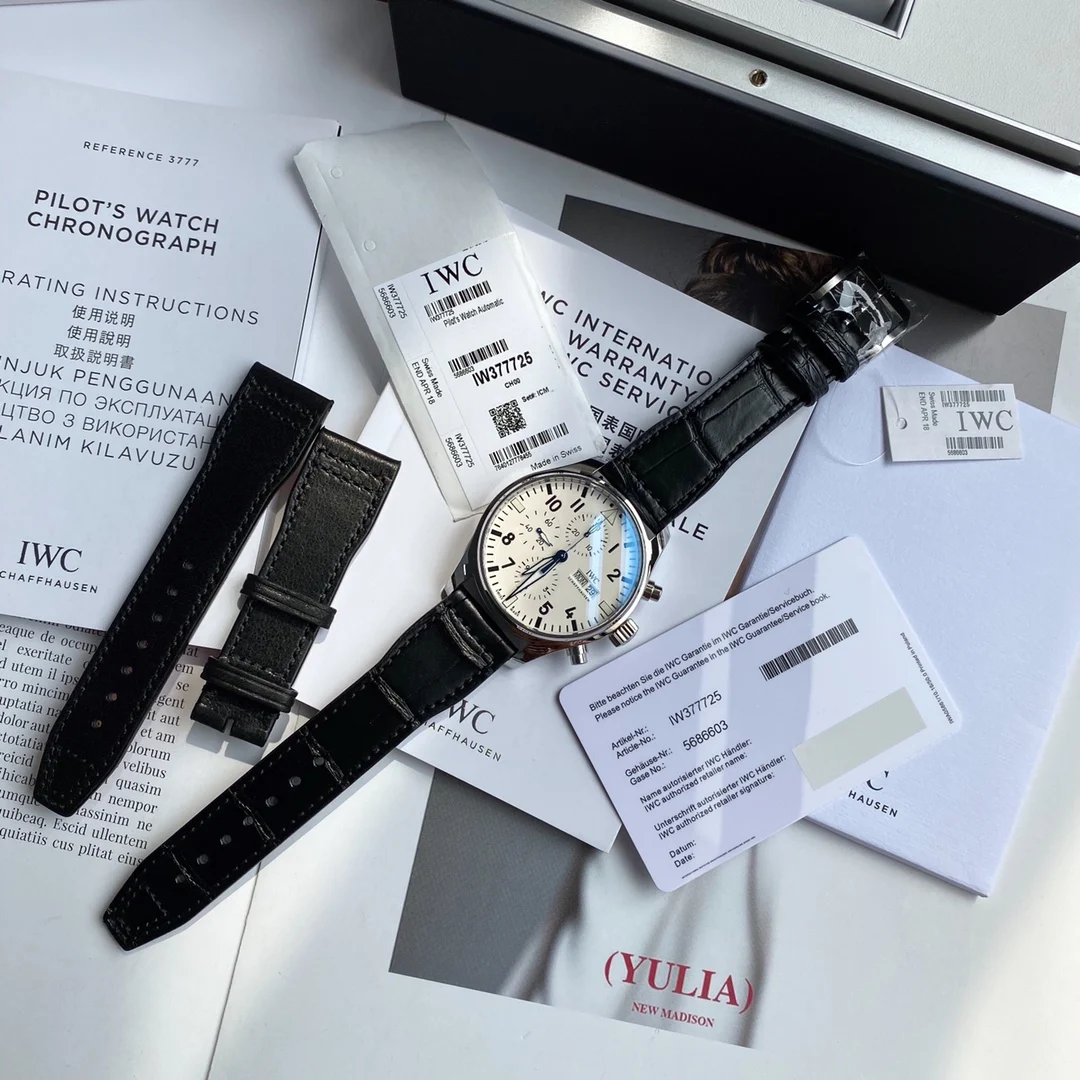 IWC Pilot IW377725 — photographed off the sweep