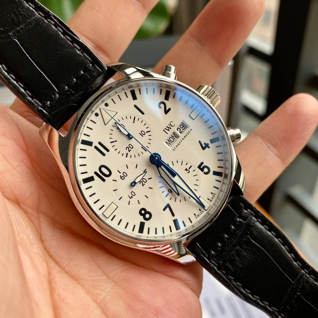 IWC Pilot IW377725 — photographed off the sweep
