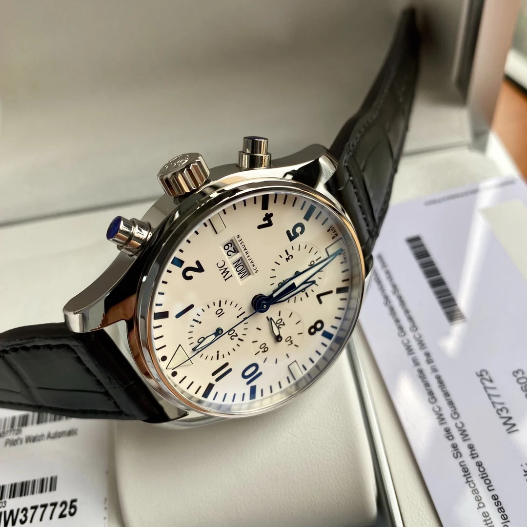 IWC Pilot IW377725 — photographed off the sweep