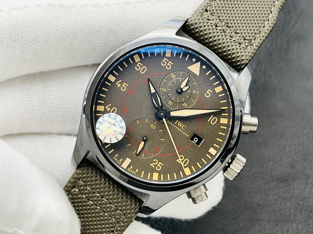 IWC Pilot IW388002 — photographed off the sweep