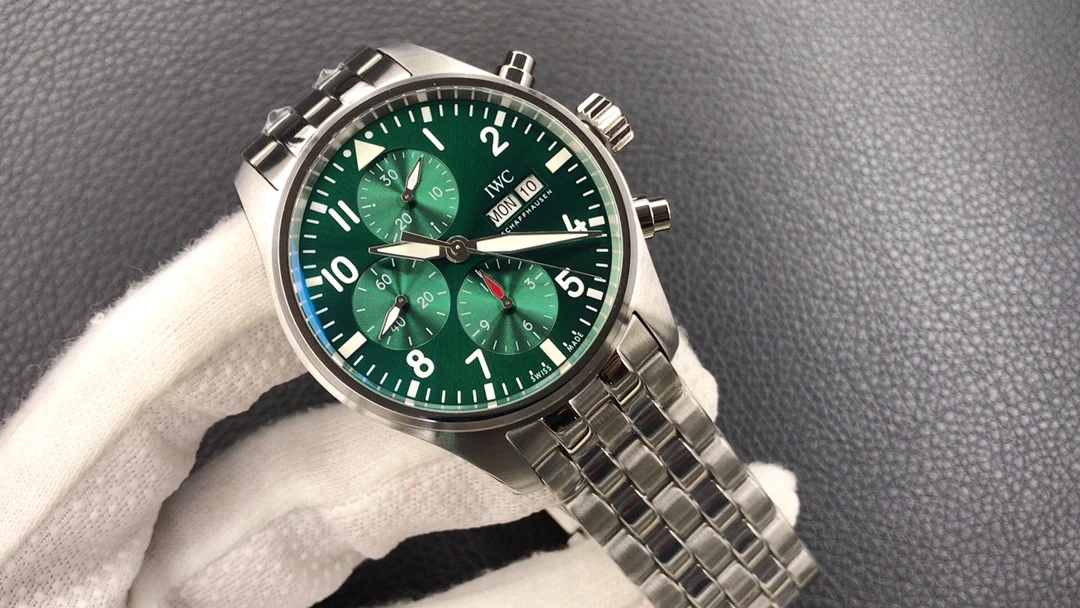 IWC Pilot IW388102