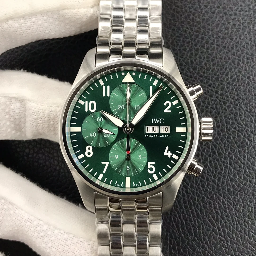IWC Pilot IW388102 — photographed off the sweep