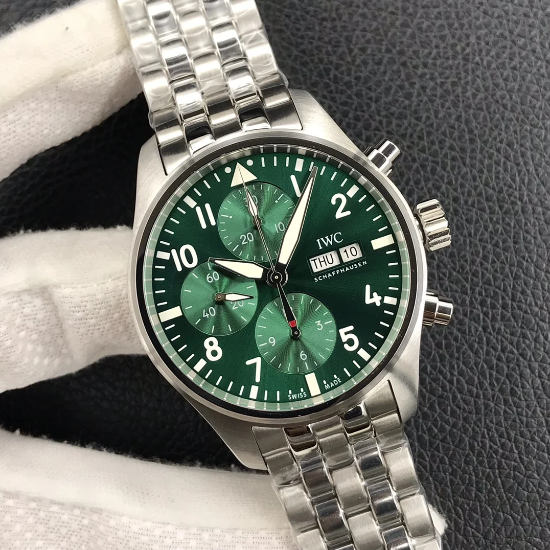 IWC Pilot IW388102 — photographed off the sweep