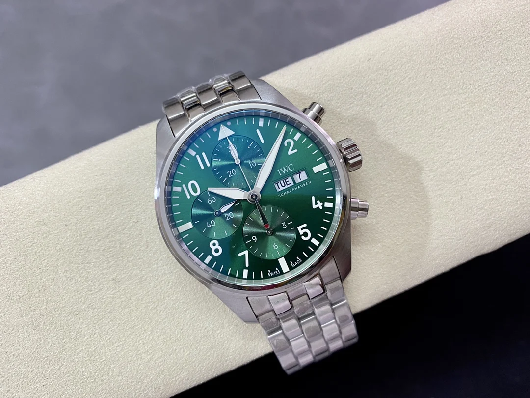 IWC Pilot IW388104 — photographed off the sweep