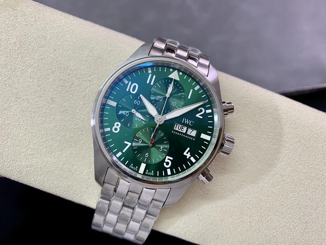 IWC Pilot IW388104 — photographed off the sweep