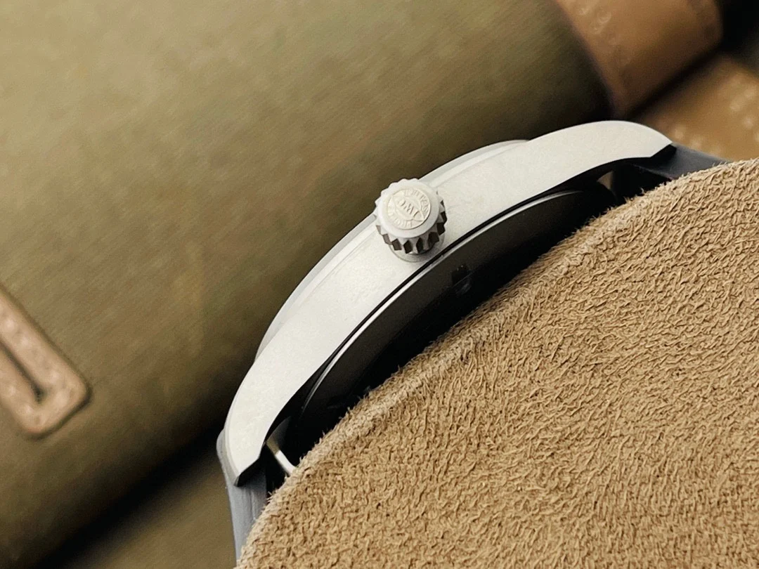 IWC Pilot Steel 40mm — photographed off the sweep