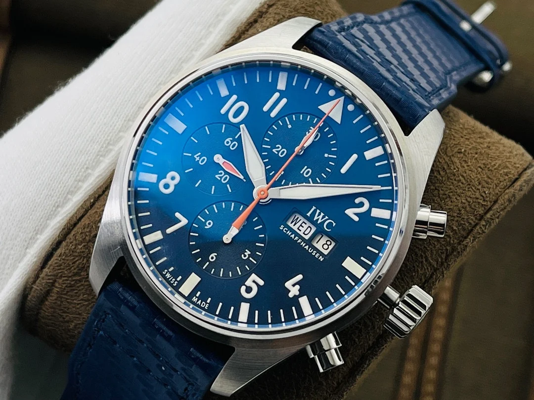 IWC Pilot Steel IW377729 — photographed off the sweep