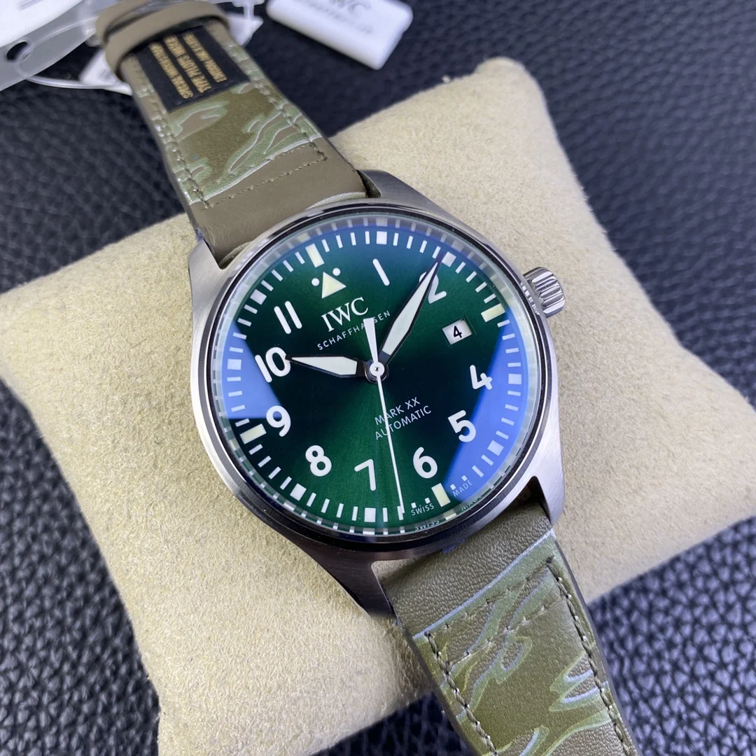 IWC Pilot Steel White Dial — photographed off the sweep