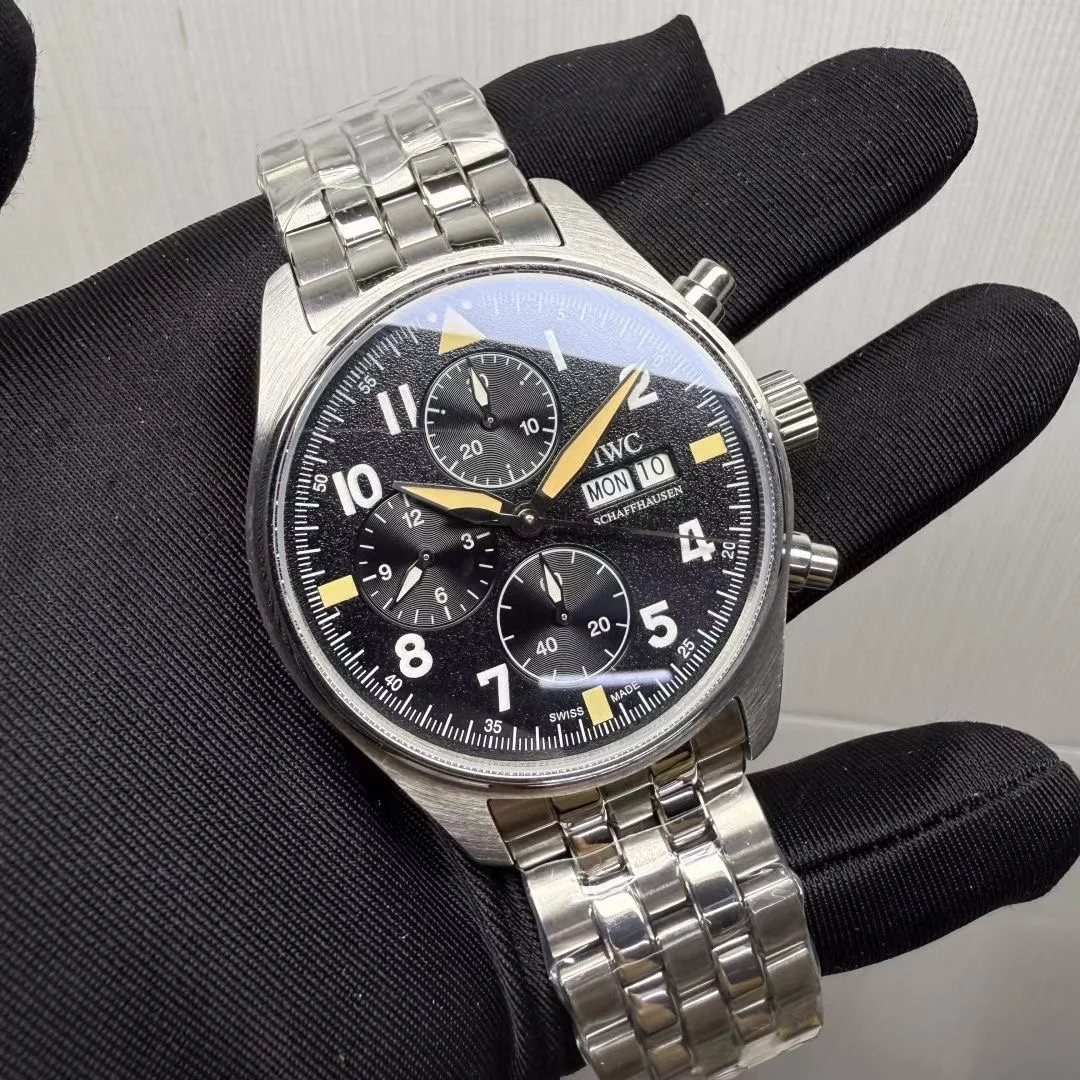 IWC Pilot Steel — photographed off the sweep