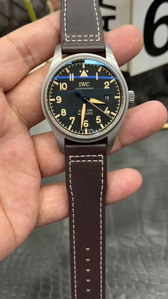 IWC Pilot Titanium 40mm