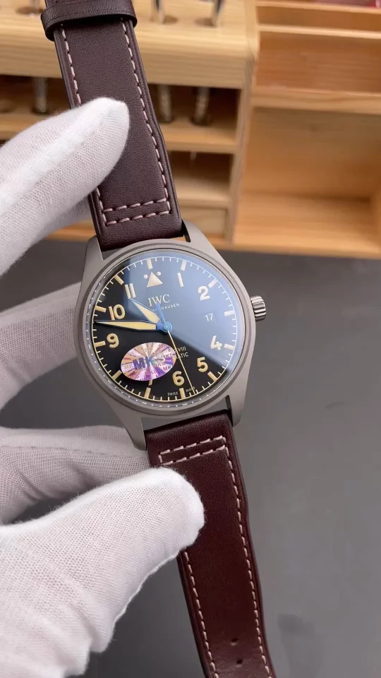 IWC Pilot Titanium 40mm