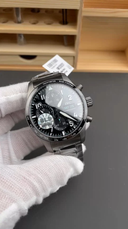 IWC Pilot Titanium 41mm