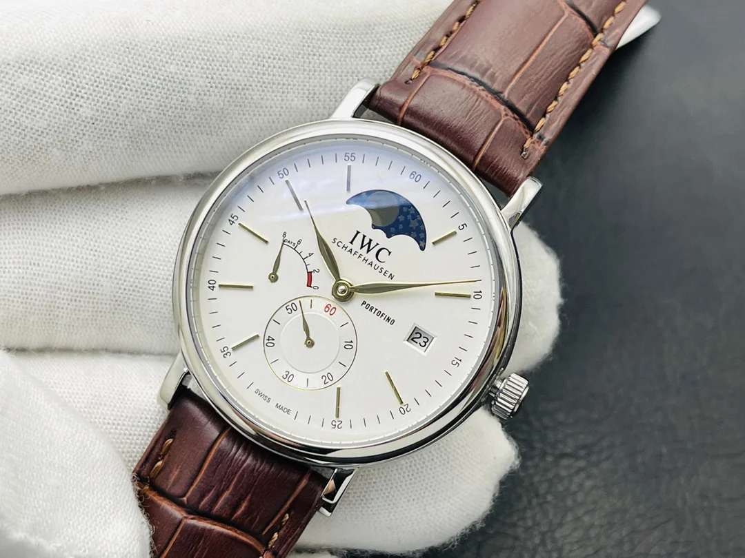 IWC Portofino Diamond-Set 34mm — photographed off the sweep