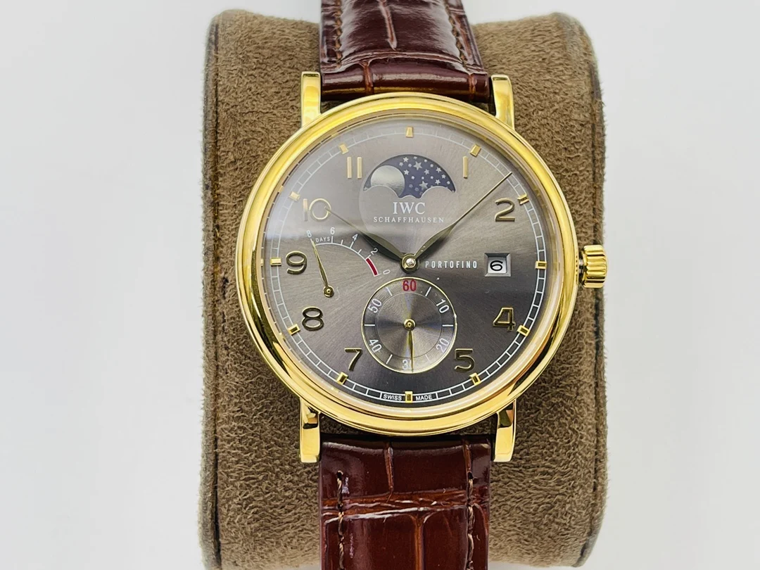 IWC Portofino Moon Phase IW516409 — photographed off the sweep