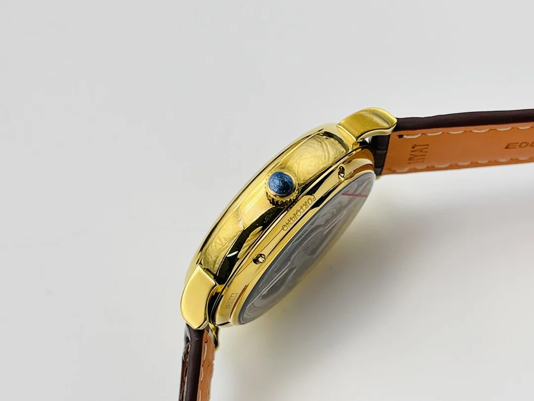 IWC Portofino Moon Phase IW516409 — photographed off the sweep