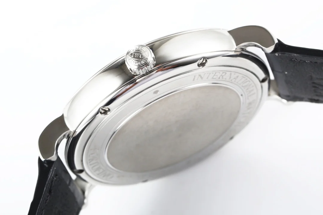 IWC Portofino White Gold White Dial — detail