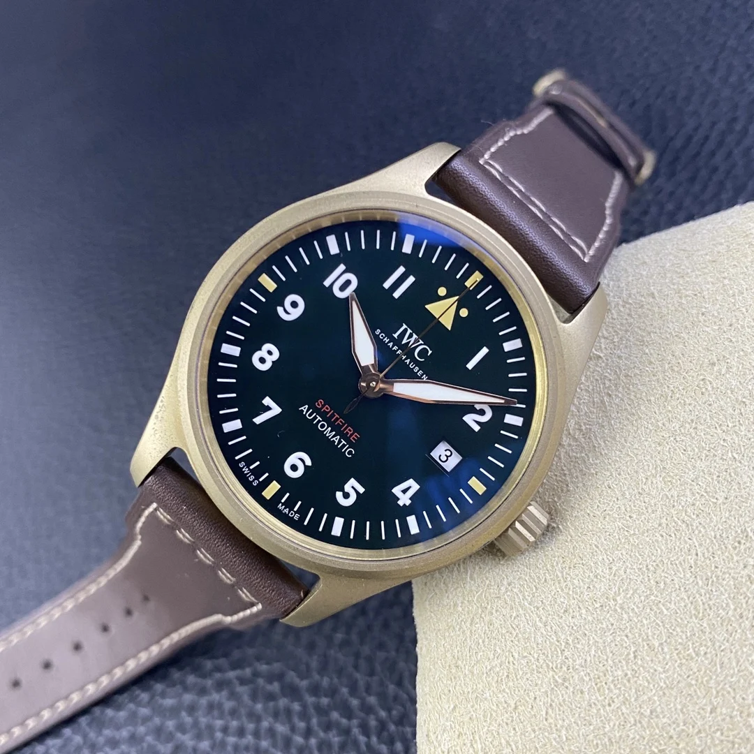 IWC Titanium Green Dial 39mm — photographed off the sweep