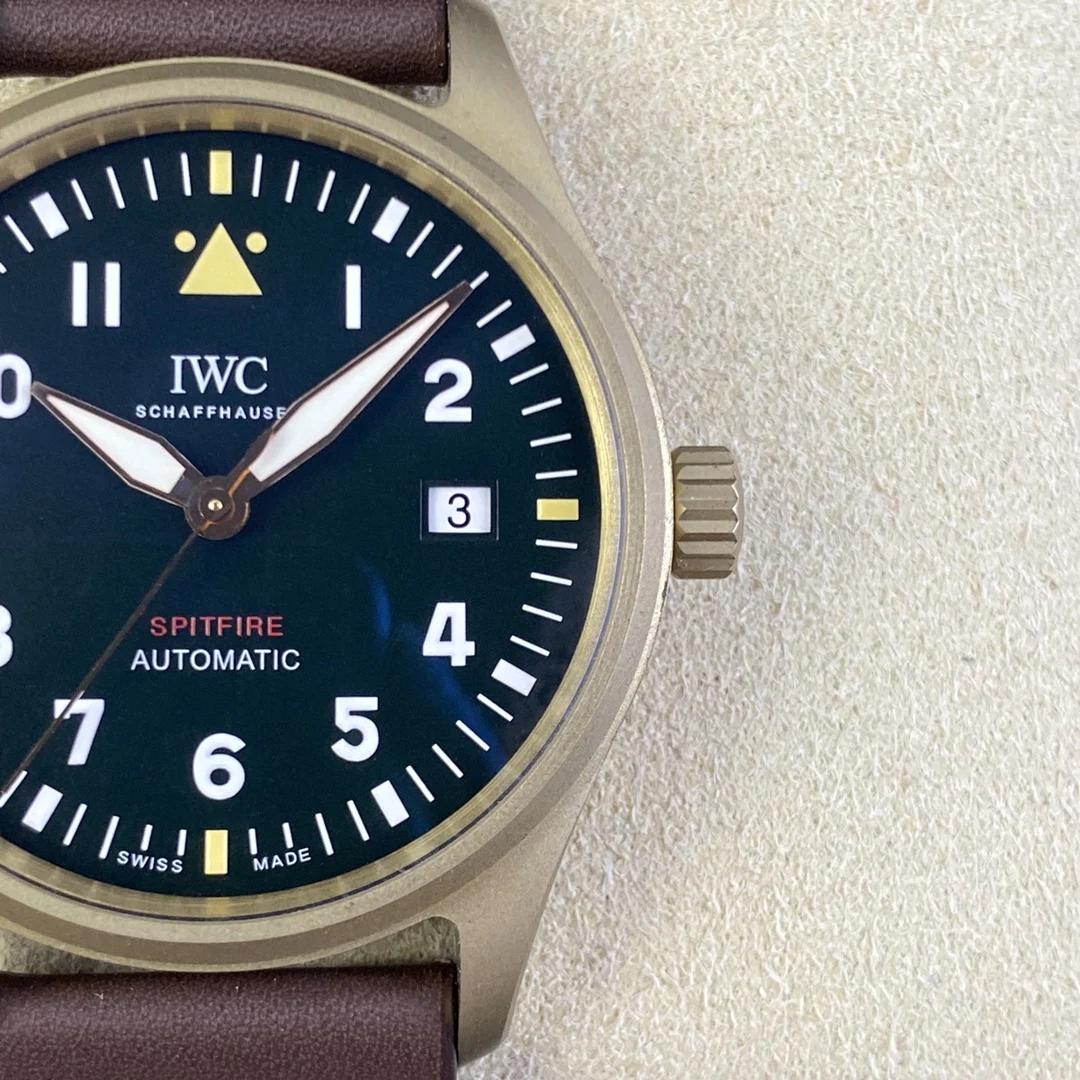 IWC Titanium Green Dial 39mm — photographed off the sweep