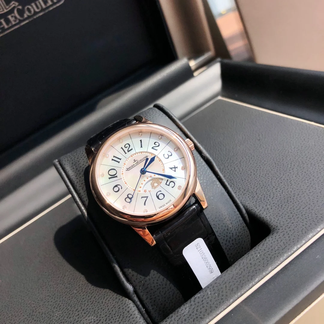 Jaeger-LeCoultre 34mm — photographed off the sweep