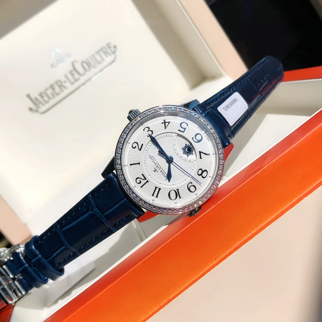 Jaeger-LeCoultre 34mm — photographed off the sweep