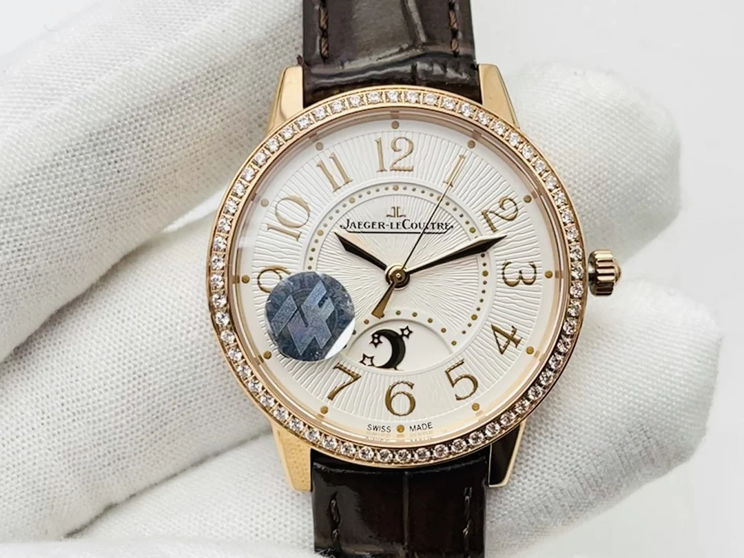 Jaeger-LeCoultre 34mm