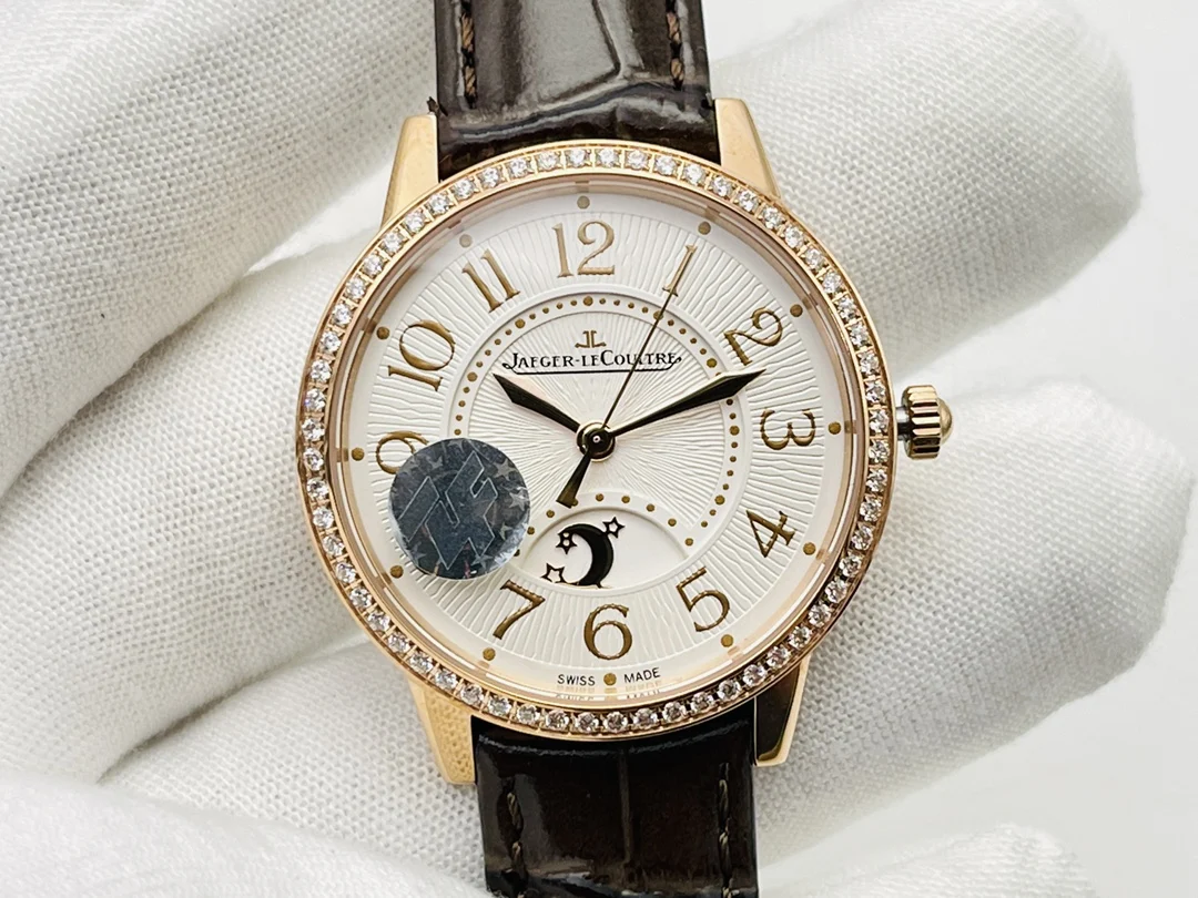 Jaeger-LeCoultre 34mm — photographed off the sweep