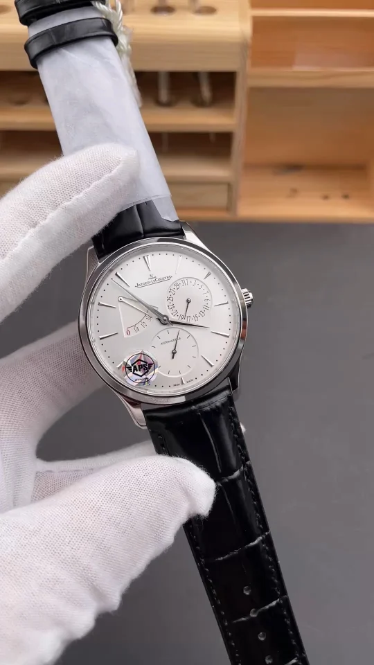 Jaeger-LeCoultre 39mm
