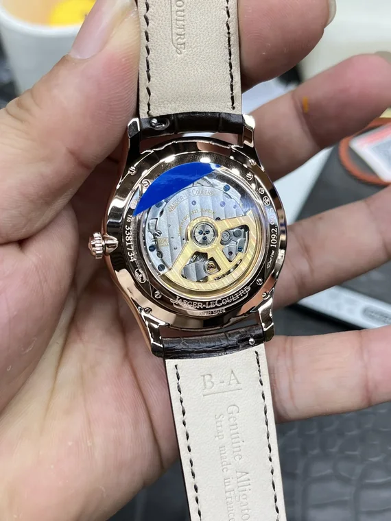 Jaeger-LeCoultre 39mm