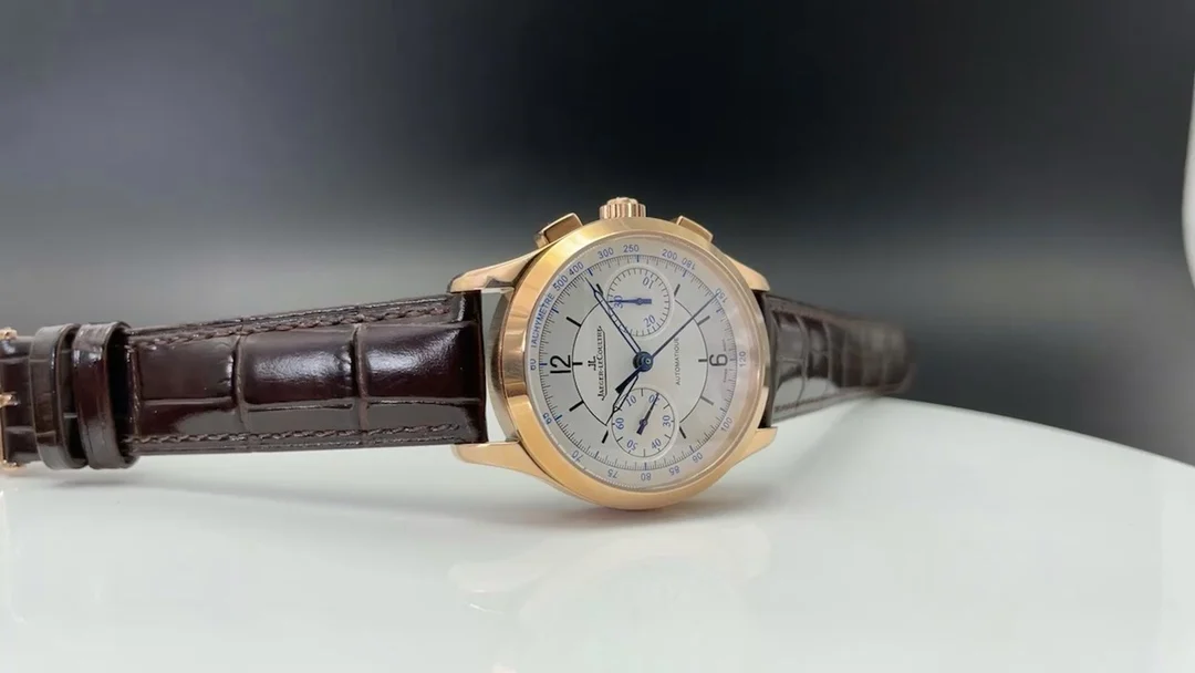 Jaeger-LeCoultre 40mm — photographed off the sweep