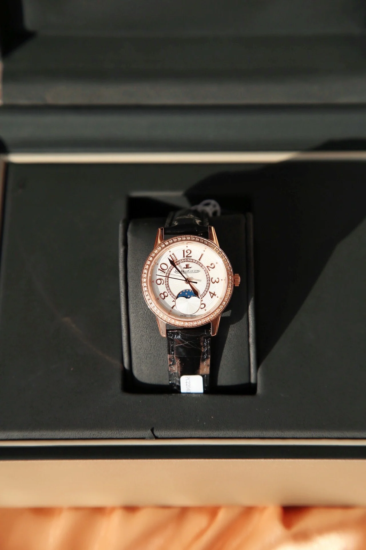 Jaeger-LeCoultre Diamond-Set 34mm — photographed off the sweep