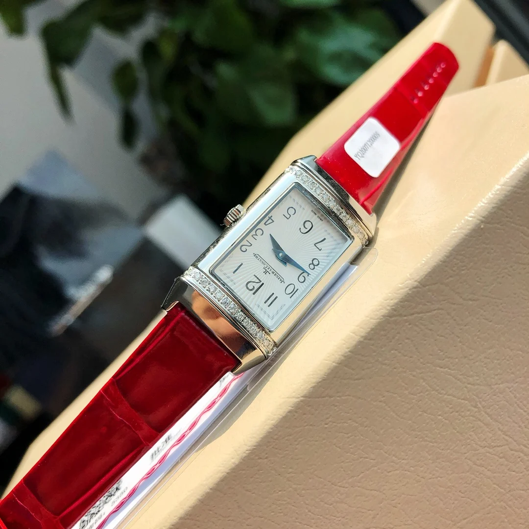 Jaeger-LeCoultre Diamond-Set 41.1 × 20mm — photographed off the sweep