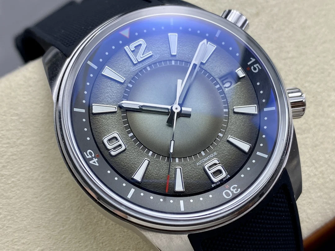 Jaeger-LeCoultre Green Dial — photographed off the sweep