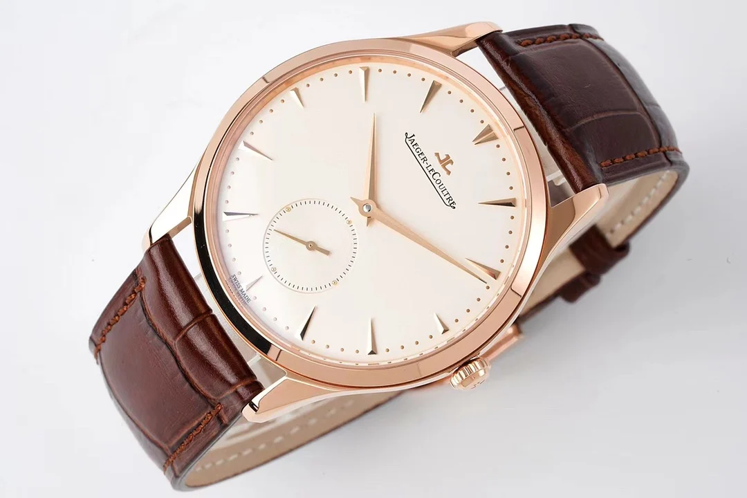 Jaeger-LeCoultre Master Ultra Thin — photographed off the sweep