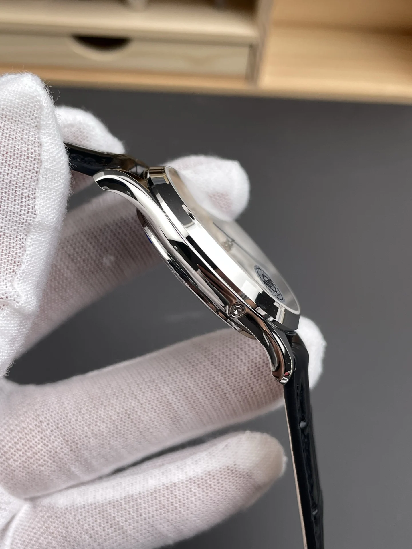 Jaeger-LeCoultre Moon Phase 39mm — photographed off the sweep