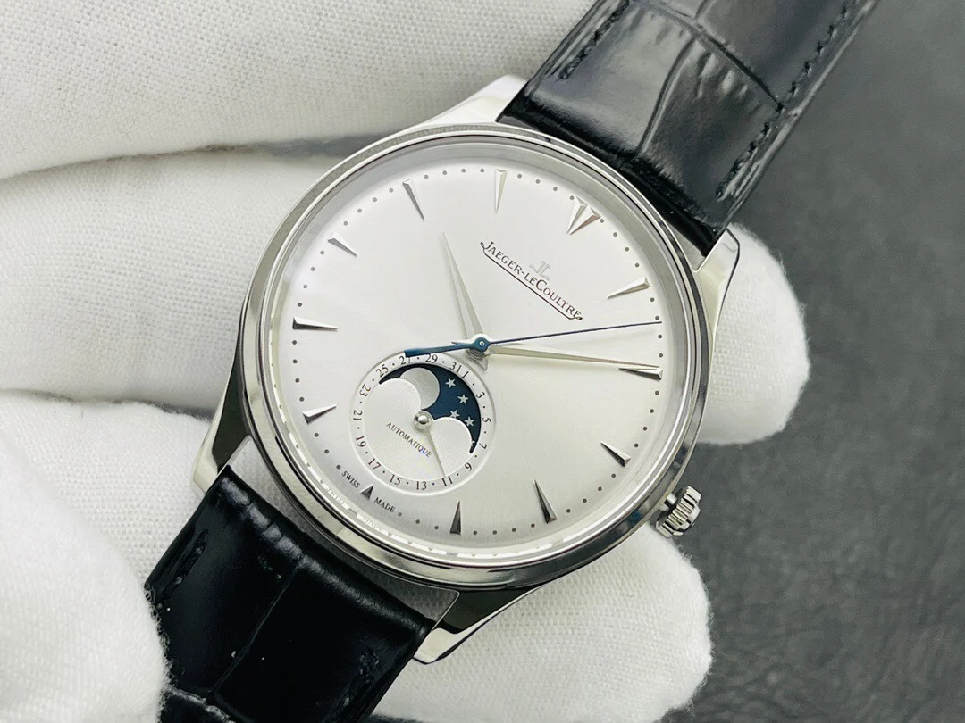 Jaeger-LeCoultre Moon Phase 39mm — photographed off the sweep