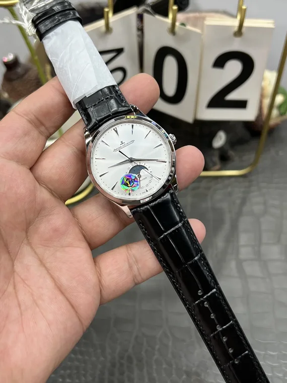 Jaeger-LeCoultre Moon Phase 39mm