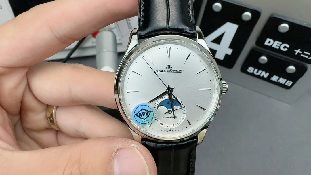 Jaeger-LeCoultre Moon Phase — photographed off the sweep