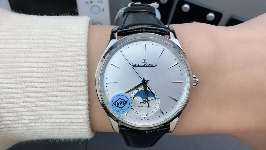 Jaeger-LeCoultre Moon Phase — photographed off the sweep