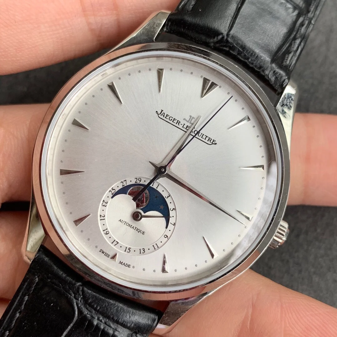 Jaeger-LeCoultre Moon Phase Rose Gold Red Dial 39mm — photographed off the sweep